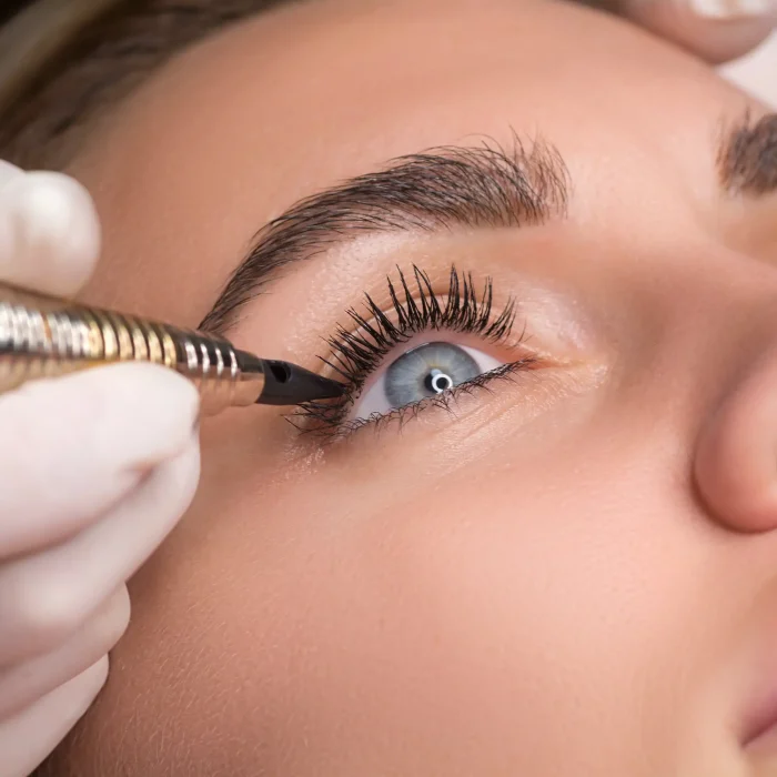 Miracle Eyeliner – Perfect Definition, Every Day